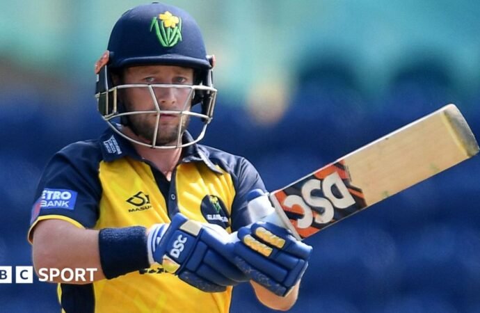Billy Root: Glamorgan batter to join Colin Ingram in retirement