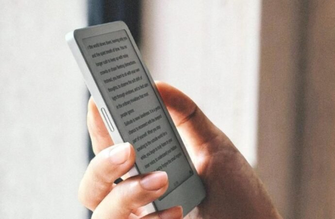 Boox’s tiny Picco e-reader should land in November