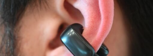 Bose’s Stylish Ultra Open Earbuds Are 33 Percent Off Right Now