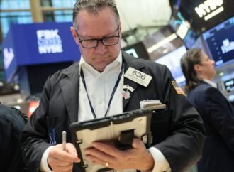 Calls to slow AI development are forcing Wall Street to rethink the AI trade
