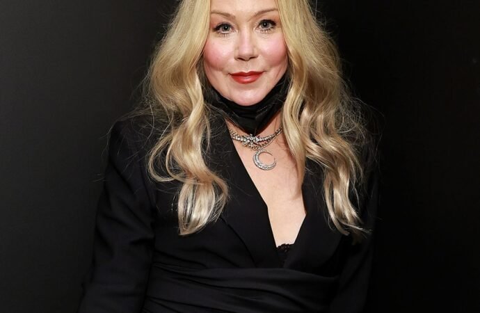 Christina Applegate Shares Photo of Herself With “Weird Spot” on Her Cheek Amid MS Battle