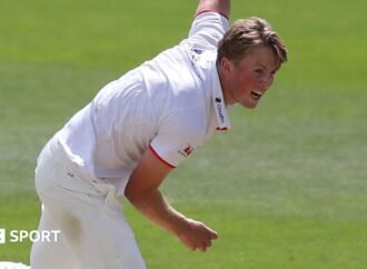 County Championship: Ben Allison stars as Worcestershire thrash Derbyshire