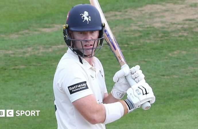 County Championship: Ben Compton hits century against Gloucestershire