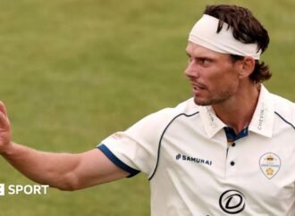 County Championship: Dominant Derbyshire deepen Gloucestershire gloom