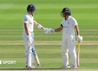 County Championship: Glamorgan in control as Tribe and Carlson impress against Essex