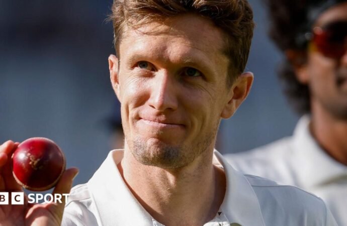 County Championship: Gloucestershire’s Will Williams takes six wickets against Lancashire