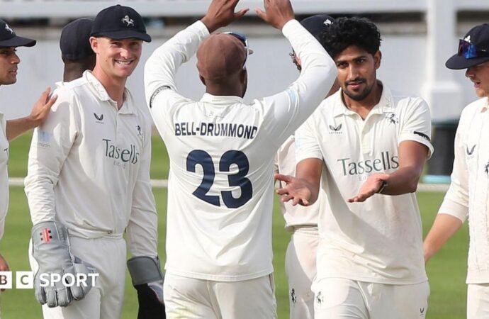 County Championship: Kent make good start against Gloucestershire