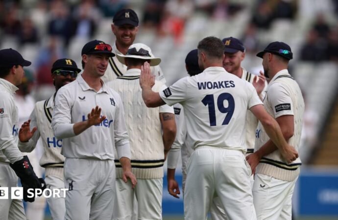County Championship: Leicestershire relegated by Warwickshire, subject to appeal