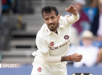 County Championship: Northamtonshire gain edge against leaders Durham