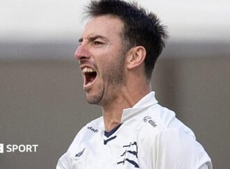 County Championship: Rain denies Middlesex chance to beat Gloucestershire