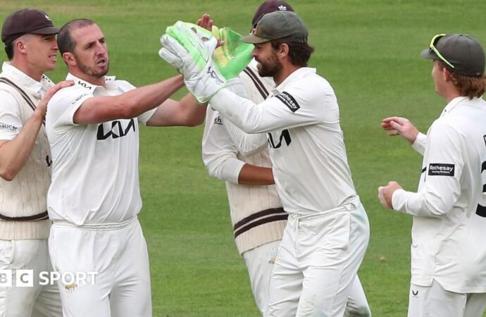 County Championship: Surrey bowlers dominate against Yorkshire