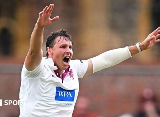 County Championship: Title-chasing Somerset punish Glamorgan on day one