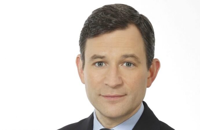 Dan Harris Once Delivered Headlines. Now He Helps MS NOW Subscribers Not Worry About Them
