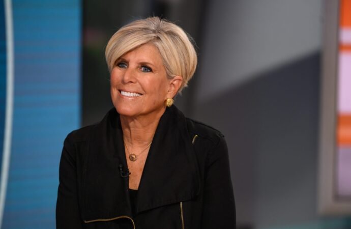 Despite being a multimillionaire, Suze Orman still cooks at home whenever possible—and says eating out is one of the biggest wastes of money | Fortune
