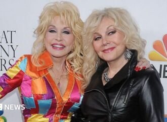Dolly Parton’s sister pleads for end to ‘AI garbage’ posts after singer’s death