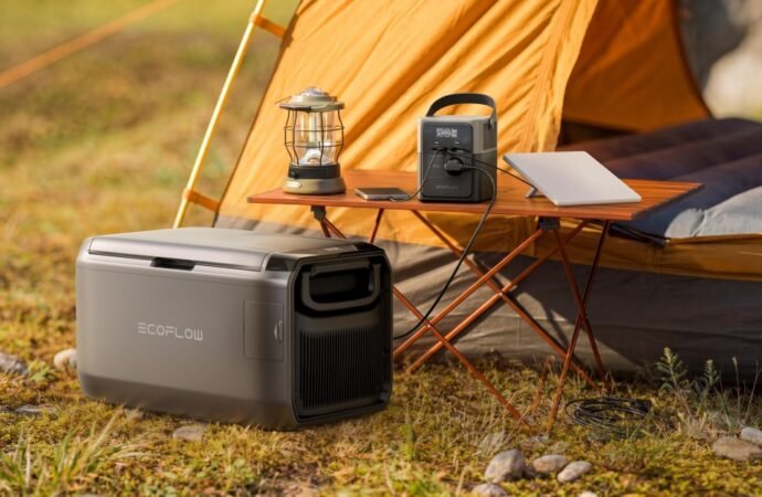 EcoFlow makes the miniature power station even smaller
