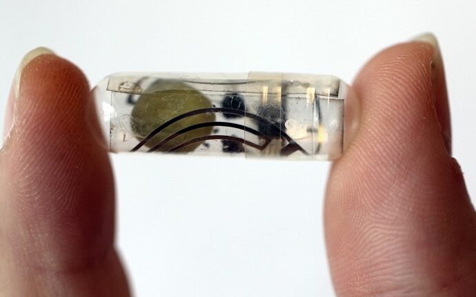 Edible batteries power medical devices in the body