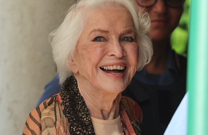 Ellen Burstyn Was ‘Sure’ Her Career Would Be ‘Finished by 40’: ‘The Fact That I’m 93 and Working Is a Miracle’