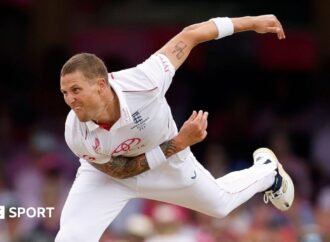 England cricket team: Brydon Carse omitted from squad for third Test against Pakistan