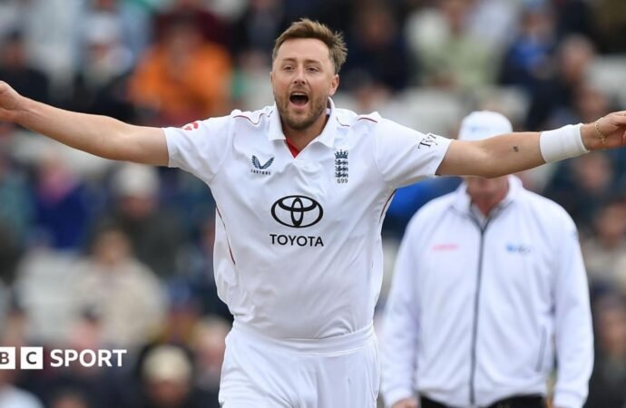 England vs Pakistan: Brook, Smith, Lawrence and Robinson push hosts towards third Test win