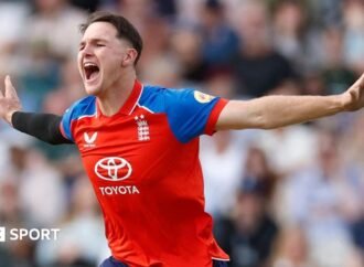 England vs Sri Lanka: Harry Brook and Jos Buttler lead hosts to top of rankings