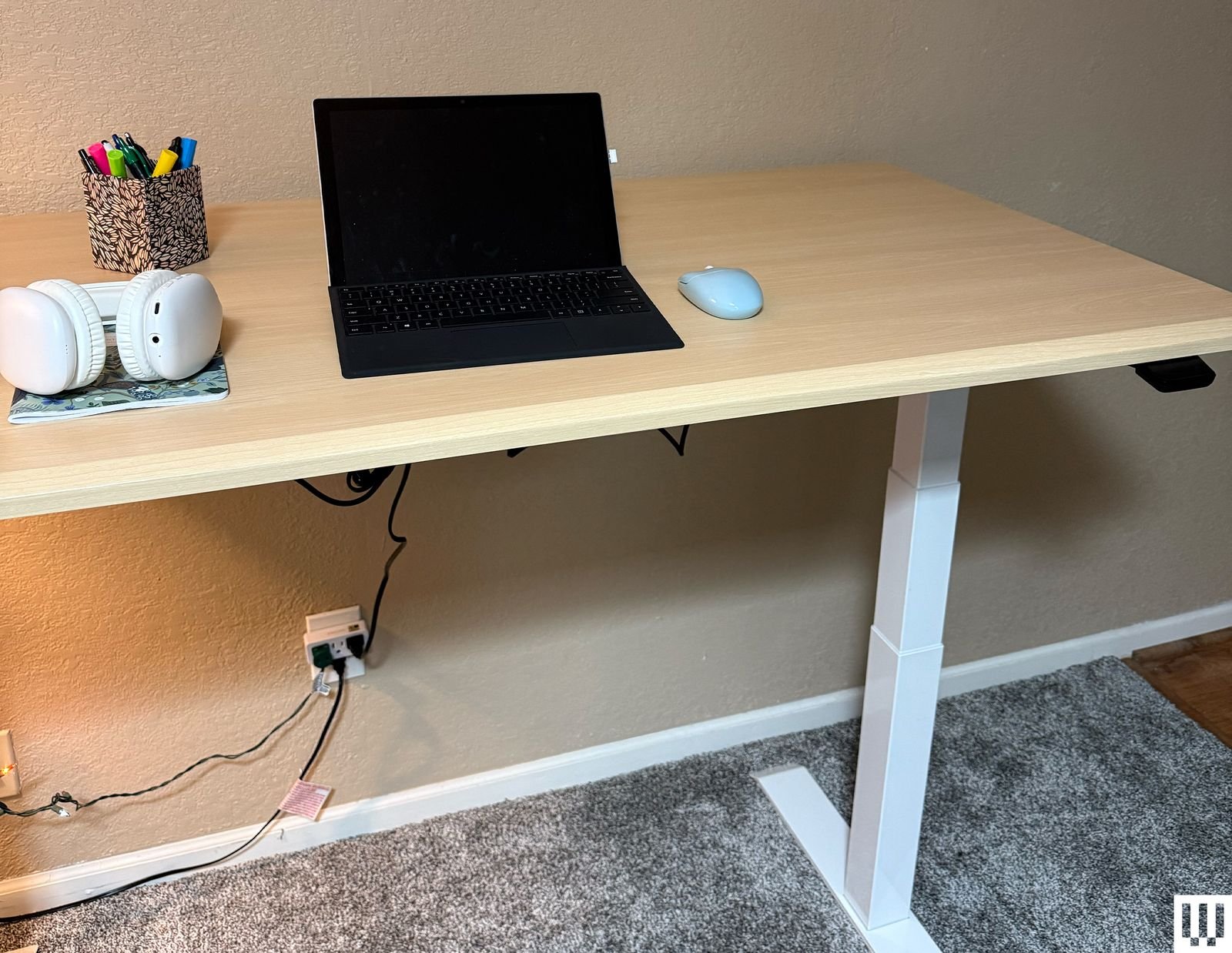 Image may contain Desk Furniture Table Computer Electronics Laptop Pc Standing Desk Computer Hardware and Hardware