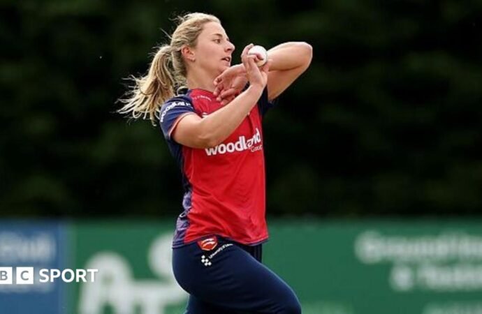 Eva Gray: Hampshire sign Essex all-rounder to two-year deal