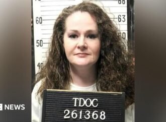 Execution of US murderer Christa Pike halted shortly before it was due to happen