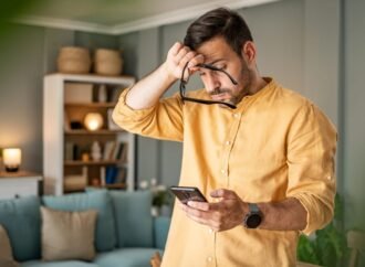Gambling and investing are closer than ever for young investors. Here’s how to protect your portfolio from your sportsbook.