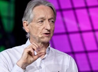 ‘Godfather of AI’ says the US has one year to try to regulate AI before it gets ‘out of control’