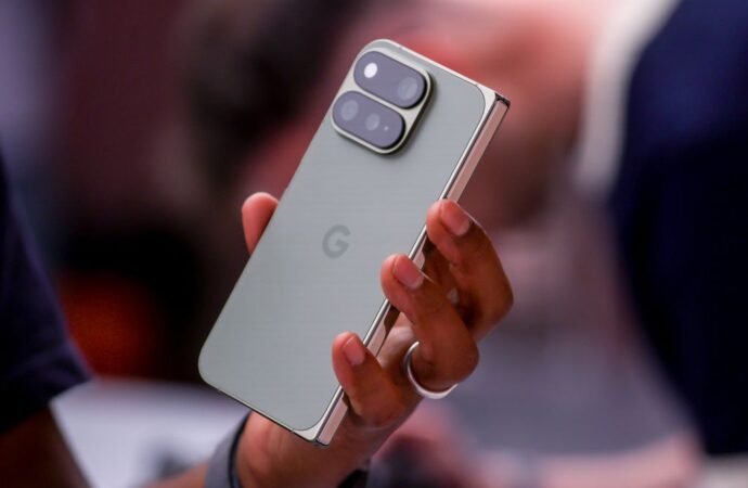 Google’s Gemini Can Now Make Calls for You on Pixel Phones