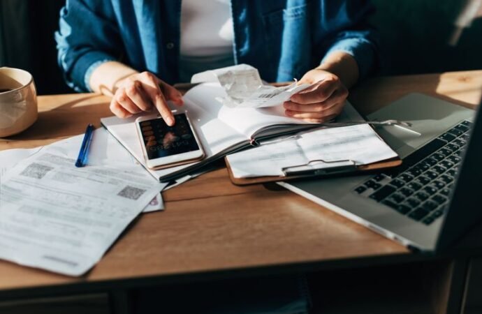 H&R Block Coupon: 25% Off DIY + Tax Pro Assist