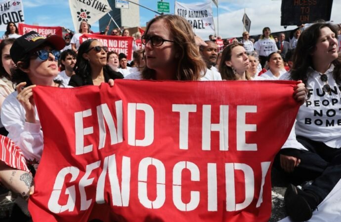 Hannah Einbinder Speaks Out After Being Arrested at Netanyahu Protest: ‘Let Us Not Mistake the Spectacle for the Story’