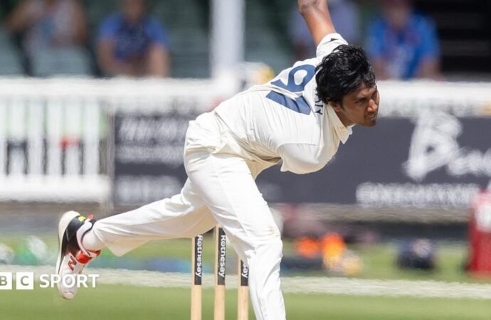 Hasan Mahmud: Kent bowler recalled by Bangladesh