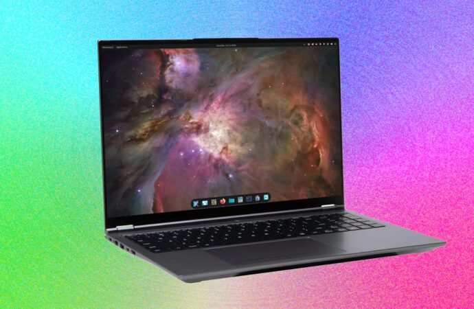 Hate Mac and Windows? This Is the Best Linux Laptop Around