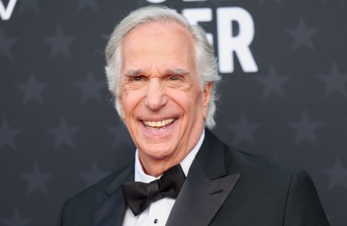 Henry Winkler Says His Name Was Cut From ‘Scream’ Poster Because ‘You Were the Fonz’ and It Would ‘Knock the Balance of Horror Off’