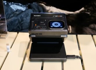 I Went Eyes-On With the Aurzen Zip Pro Foldable, Portable Projector. It’s Ready to Shine Your Entertainment Anywhere – CNET