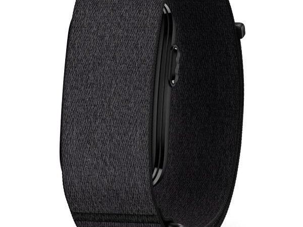 I wore Garmin’s CIRQA fitness band 24/7 for 4 weeks to see how it stacks up to other screenless wearables