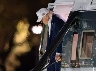 If a president speaks, but TV crews aren’t there to capture audio, does he make a sound? Networks keep cameras away after Trump bans CNN | Fortune