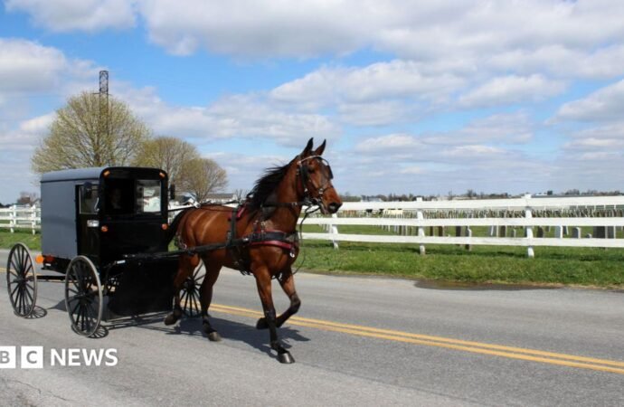 In Amish country, nurses go door to door to stop deadly spread of measles