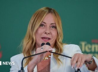 Italy ministers agree to ban burqa and niqab in school and cap foreigners in class