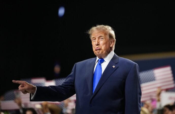 ‘It’s a dumb idea’: Republicans split from proposed ‘Trump dividend’ $5,000 plan if GOP wins midterms | Fortune
