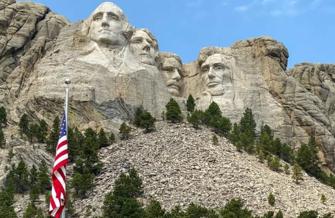 I’ve traveled to all 50 states. These are the 7 most overrated tourist attractions in the US.
