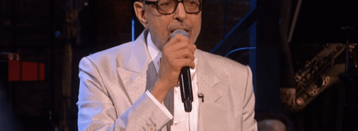 Jeff Goldblum Performs a Jazz Number to Open ‘SNL U.K.’ Season 2: ‘Hoping You’ll Like Me More Than Nando’s or Marmite’