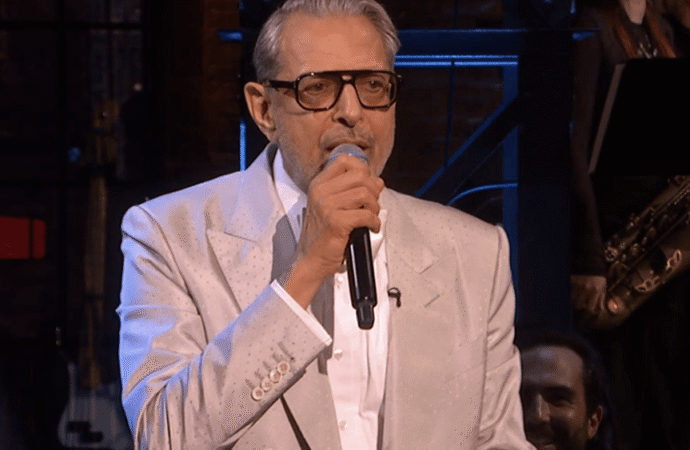Jeff Goldblum Performs a Jazz Number to Open ‘SNL U.K.’ Season 2: ‘Hoping You’ll Like Me More Than Nando’s or Marmite’