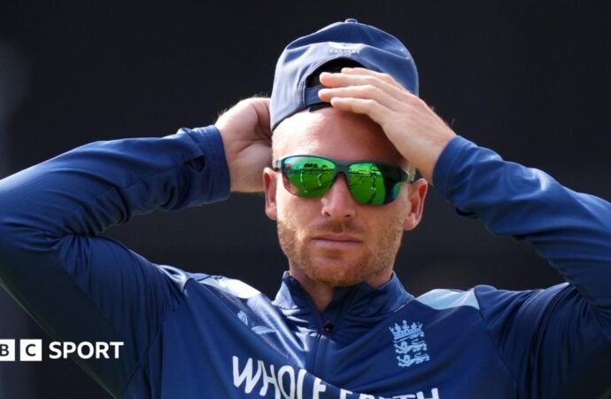 Jos Buttler: England wicketkeeper ruled out of tri-series in Pakistan with injury