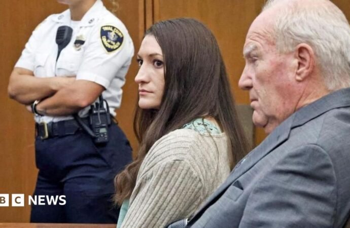 Judge declares mistrial in Lindsay Clancy murder case as jury deadlocks