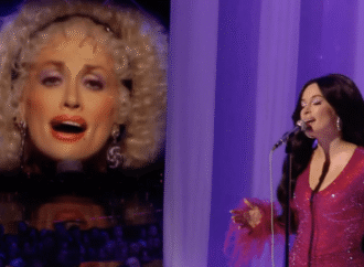 Kacey Musgraves Pays Heartfelt Tribute to Dolly Parton With ‘I Will Always Love You’ Performance at MTV Video Music Awards