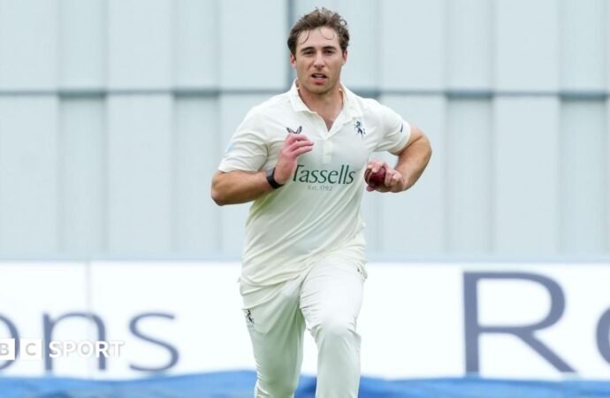 Kent: Mikey Cohen and Joey Evison to leave promoted club