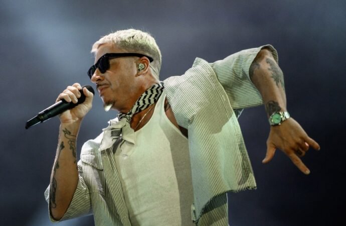 Macklemore Calls Out ‘Free Palestine’ Onstage, Spurring Petition Demanding He Leave Ed Sheeran Tour